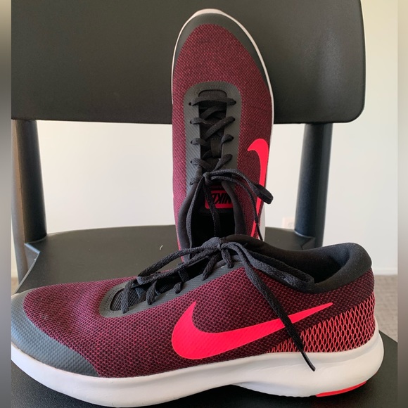 NIKE FLEX LIKE NEW SIZE 12 VERY LIGHT SNEAKERS GREAT TRAVEL SHOE. RARE COLOR - Picture 6 of 8